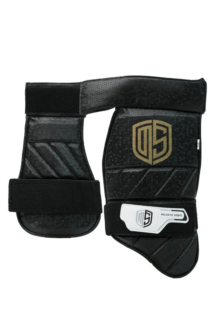 Majestic Sports Black Shield Thigh Guard
